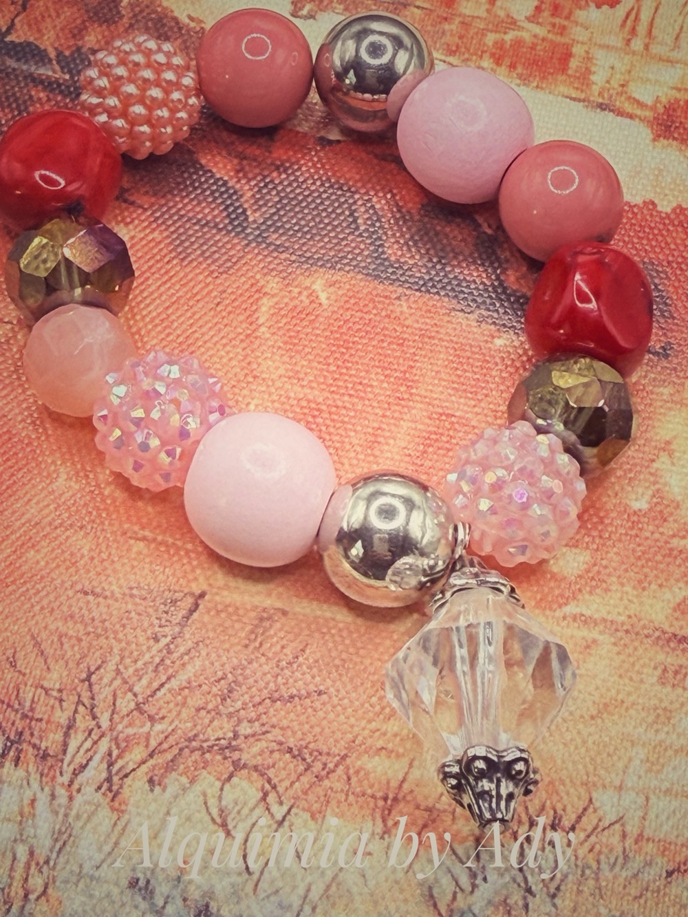 Alquimia Pink Beaded Charm Bracelet